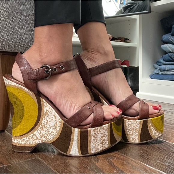 . Miu Miu wedge sandals - Picture 4 of 15